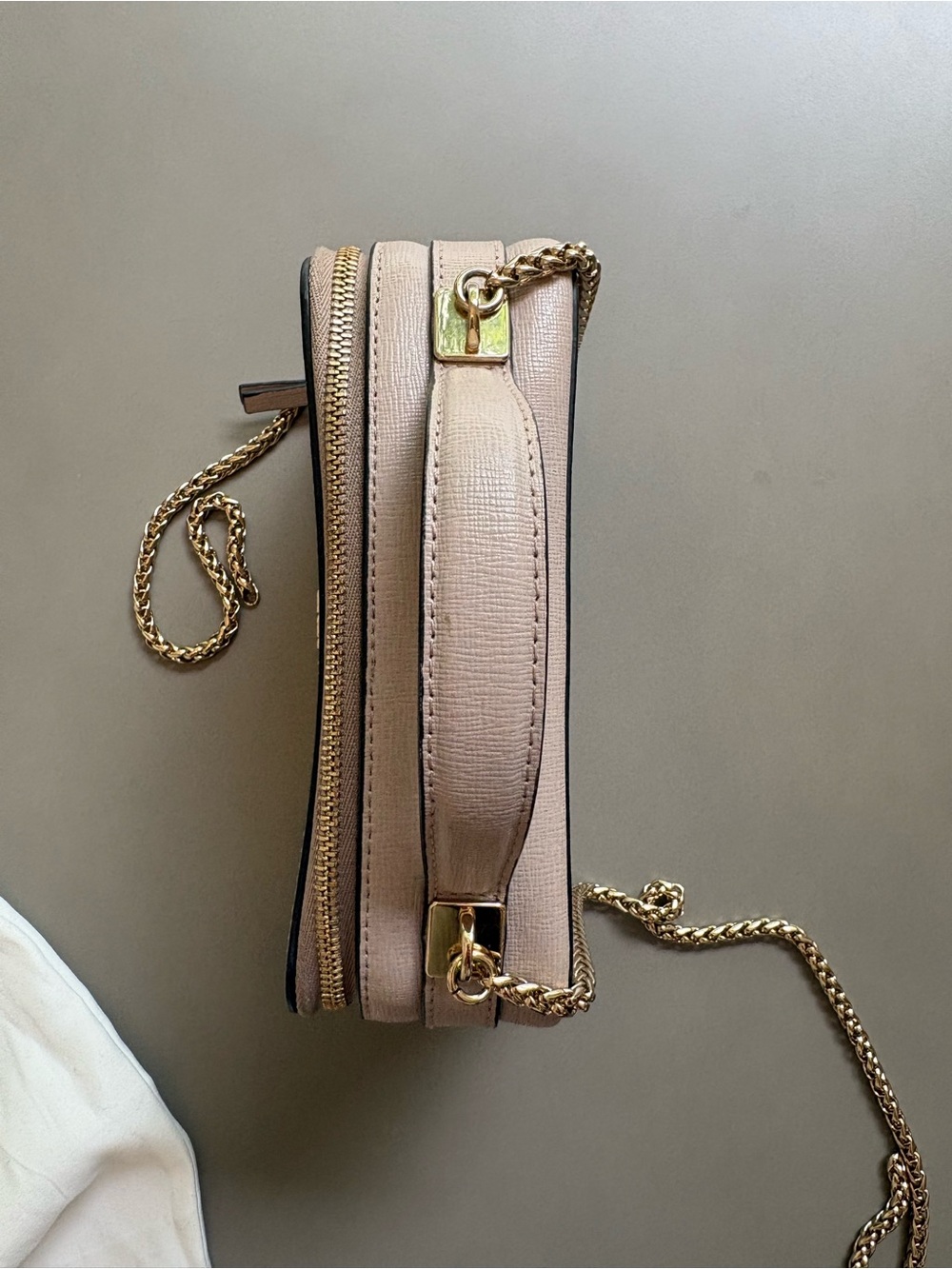 Furla Blush Leather Crossbody Camera Bag with Gold Chain - Picture 3 of 6